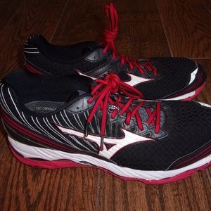 Mens Mizuno Wave Paradox 2 Black/Red Running Shoes